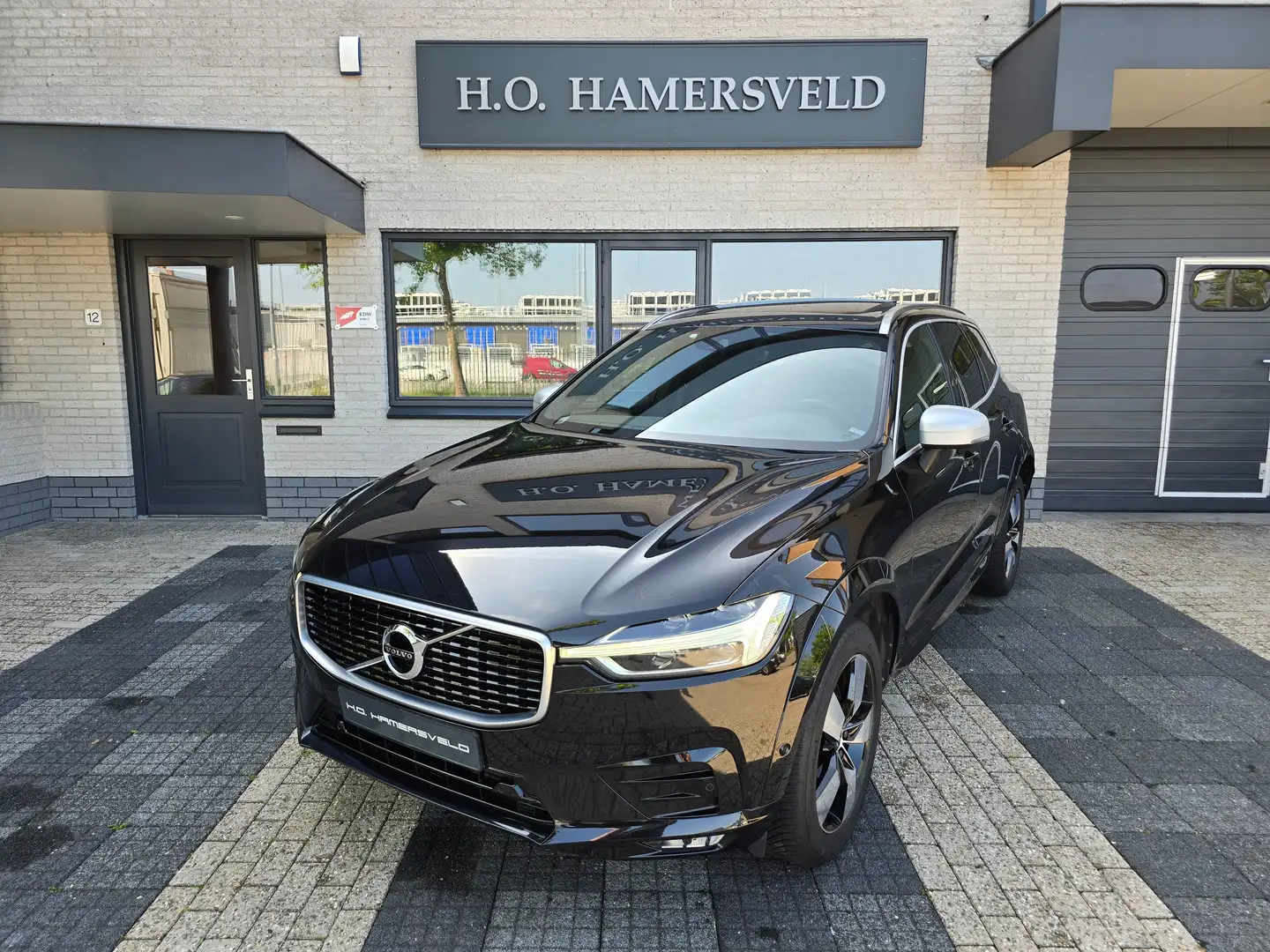 Volvo XC60 XC60 R-design Sport leder, Pano, Head-up etc etc!! Noir - 1