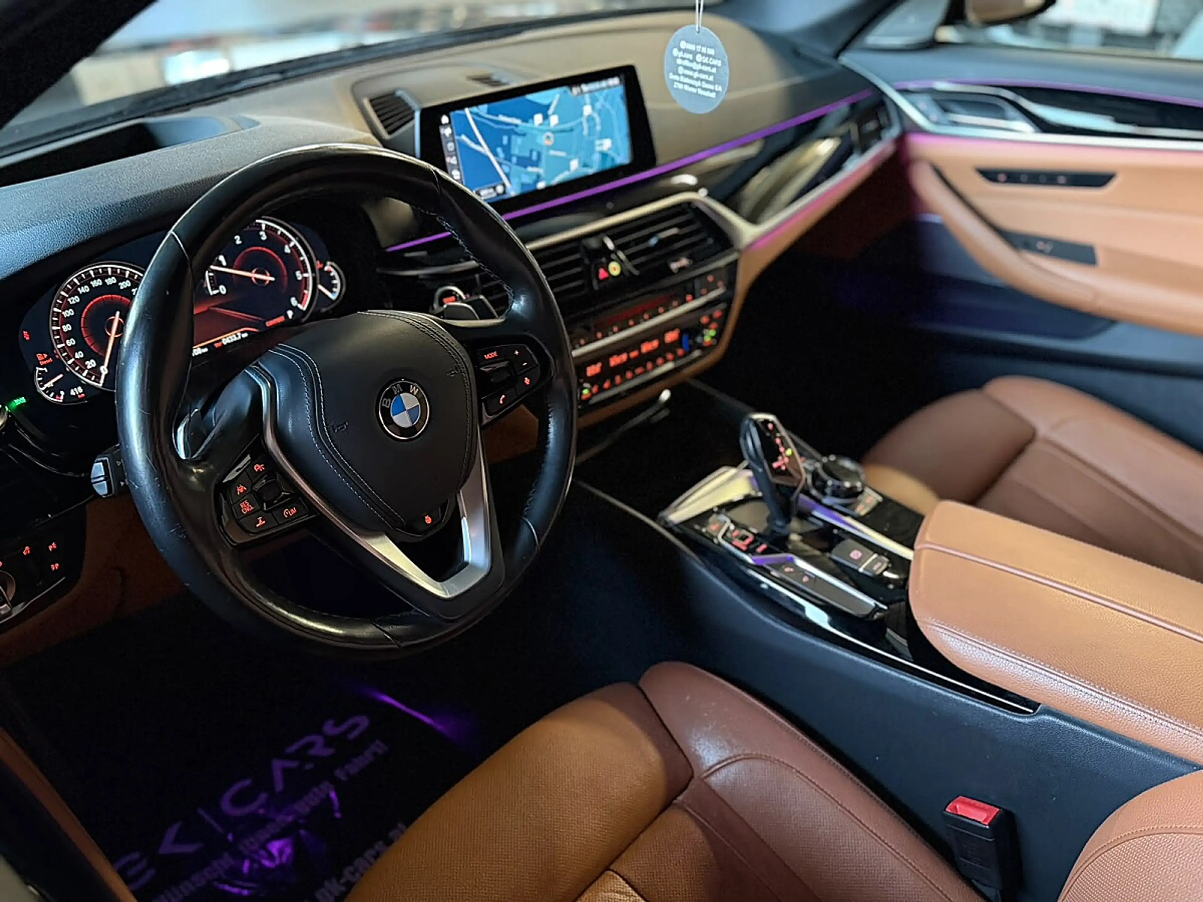 BMW 530 d G30 xDrive Sport Line/SCHIEBEDACH/ACC/HEAD UP... — photo 8