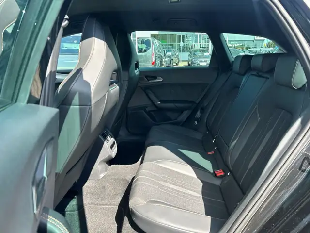 CUPRA Leon view 11
