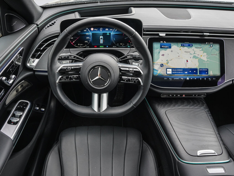 Mercedes-Benz E 300 E 300 e T AMG-LINE PREMIUM PLUS AHK DISTRONIC HUD — photo 9