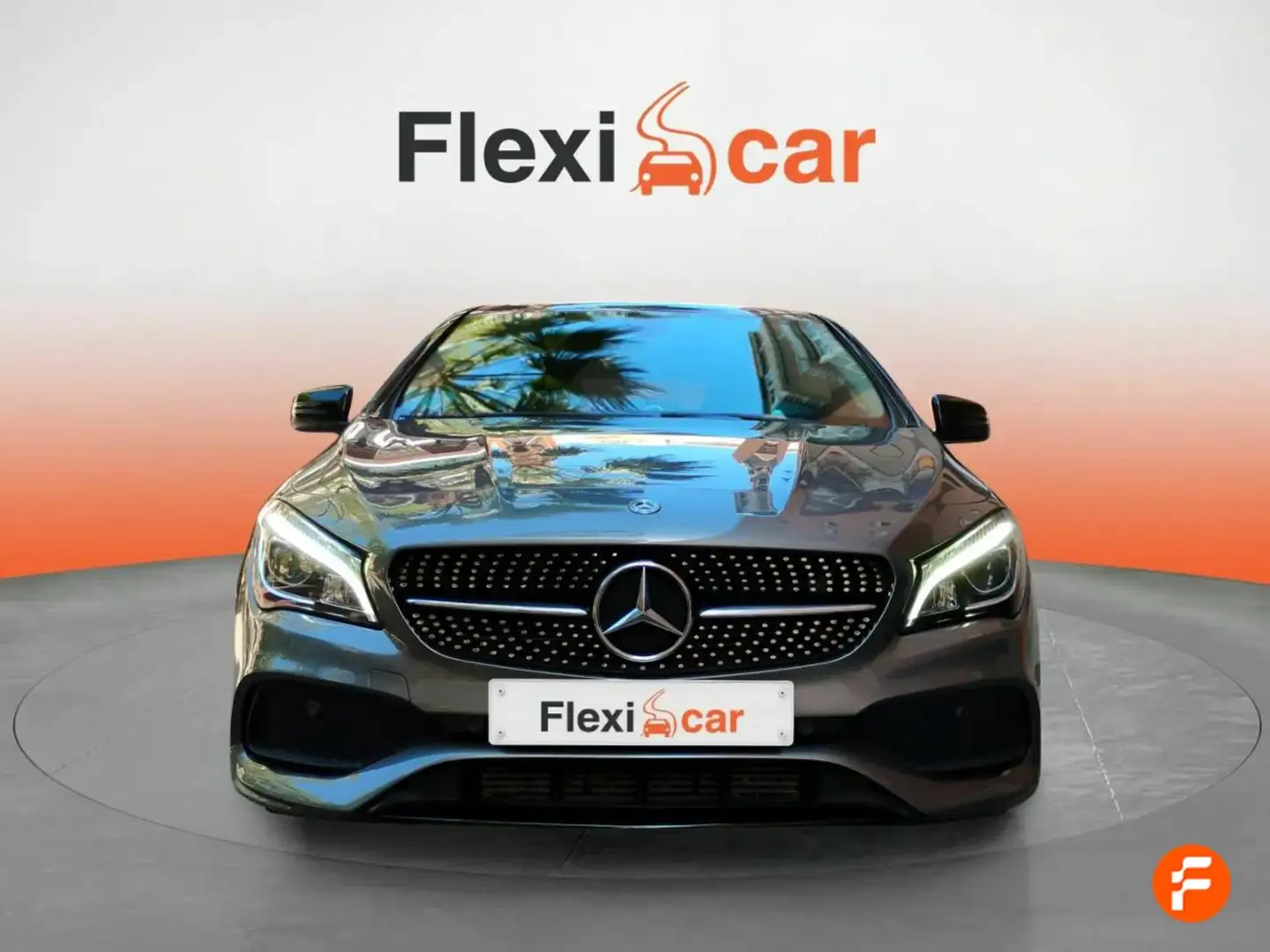 Mercedes-Benz CLA 200 Shooting Brake 200d 7G-DCT Gris - 2
