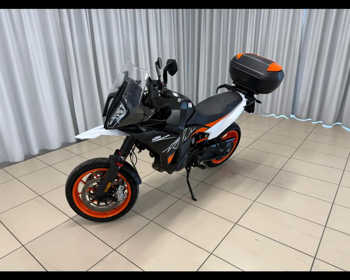 KTM (2023 —> 2023) Nero - 1