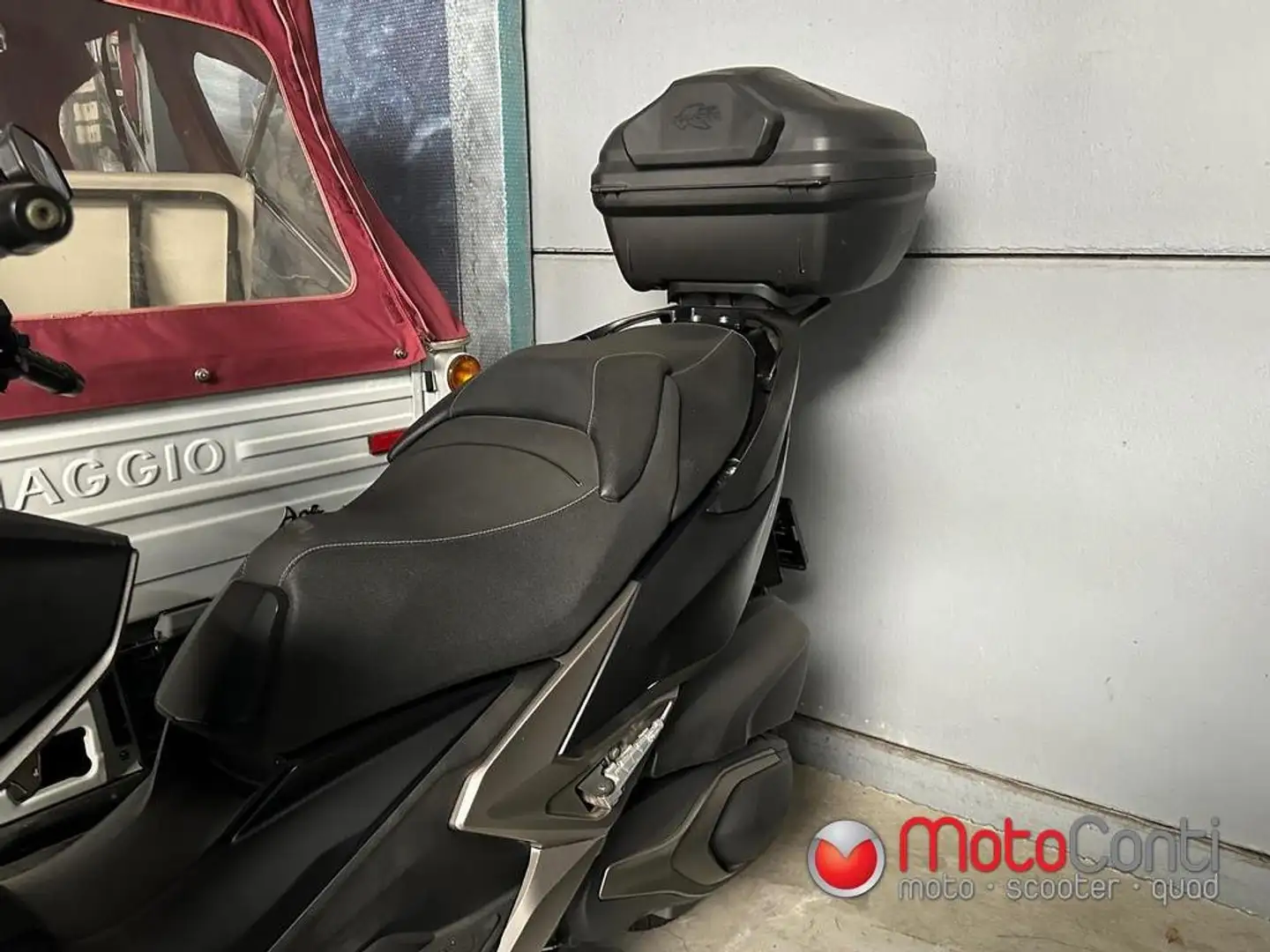 Kymco Xciting 400i Gris - 2