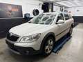 Skoda Octavia 2.0 TDI 4x4 Scout Combi/Scheckheft/6Gang Weiß - thumbnail 2
