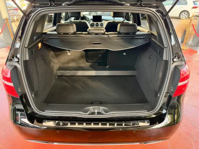 Mercedes-Benz B-Class view 5