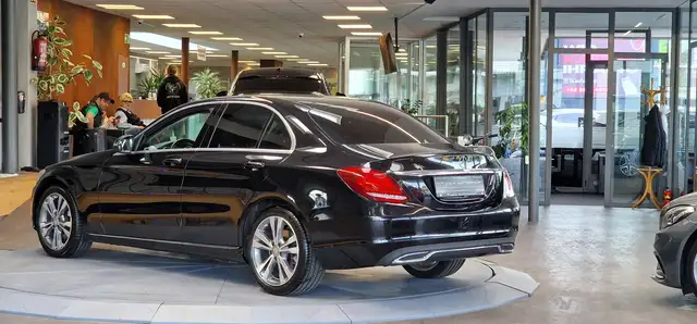 Mercedes-Benz C-Class view 6