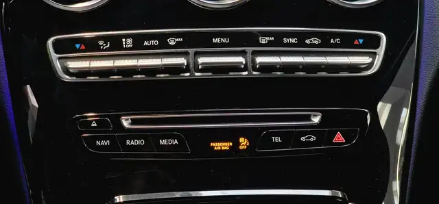 Mercedes-Benz C-Class view 20