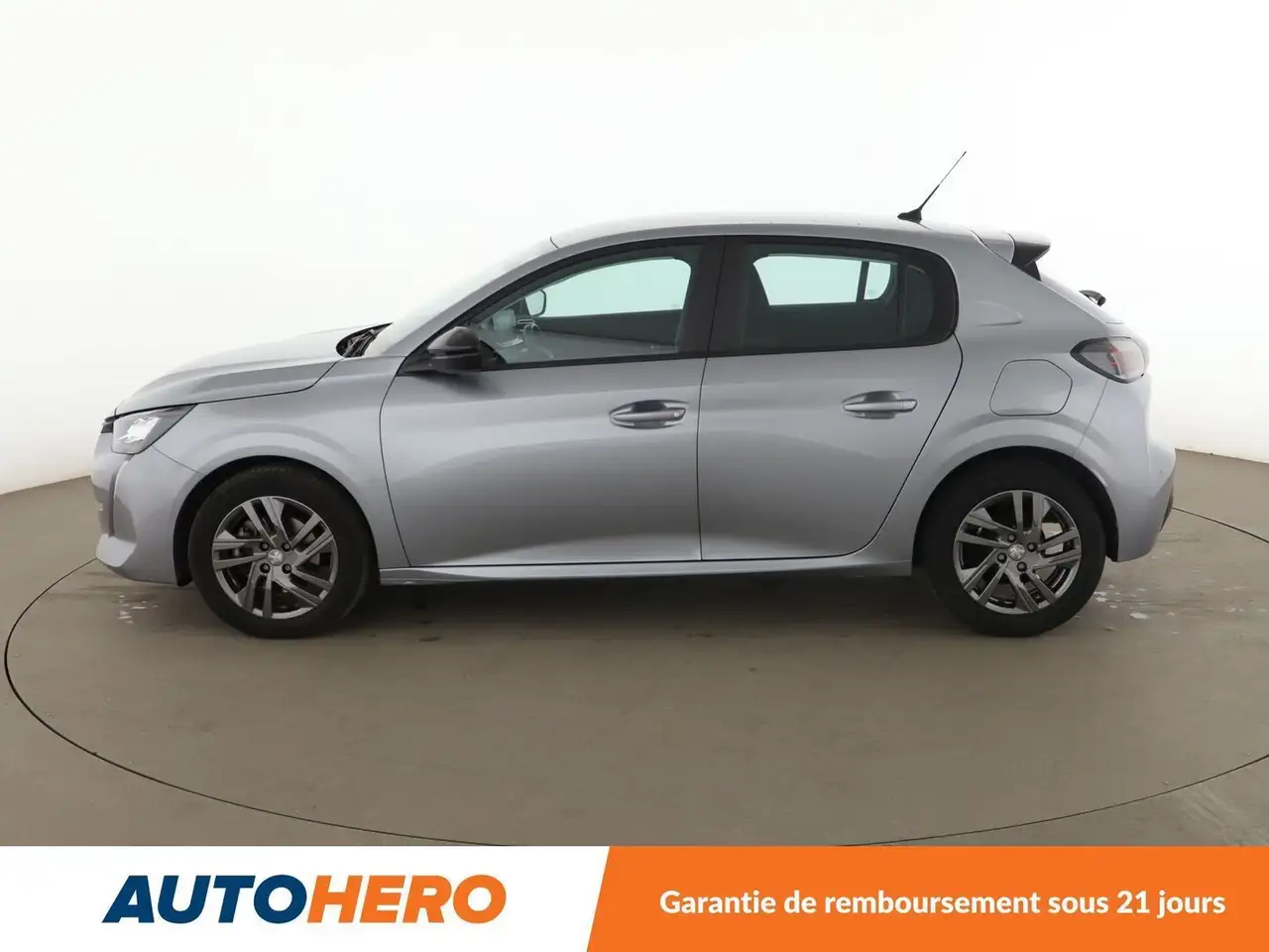 Peugeot 208 208 — photo 3