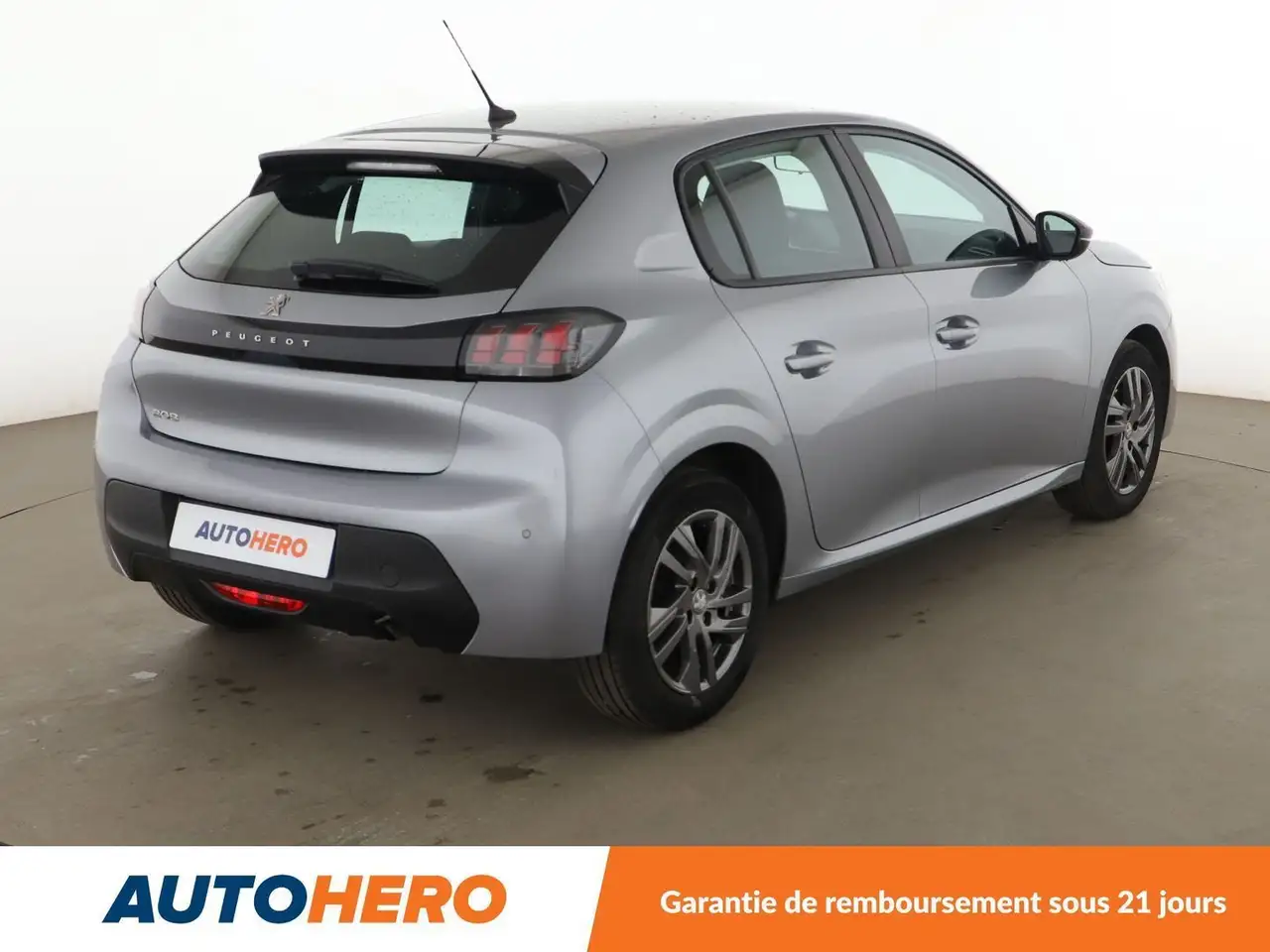 Peugeot 208 208 — photo 6