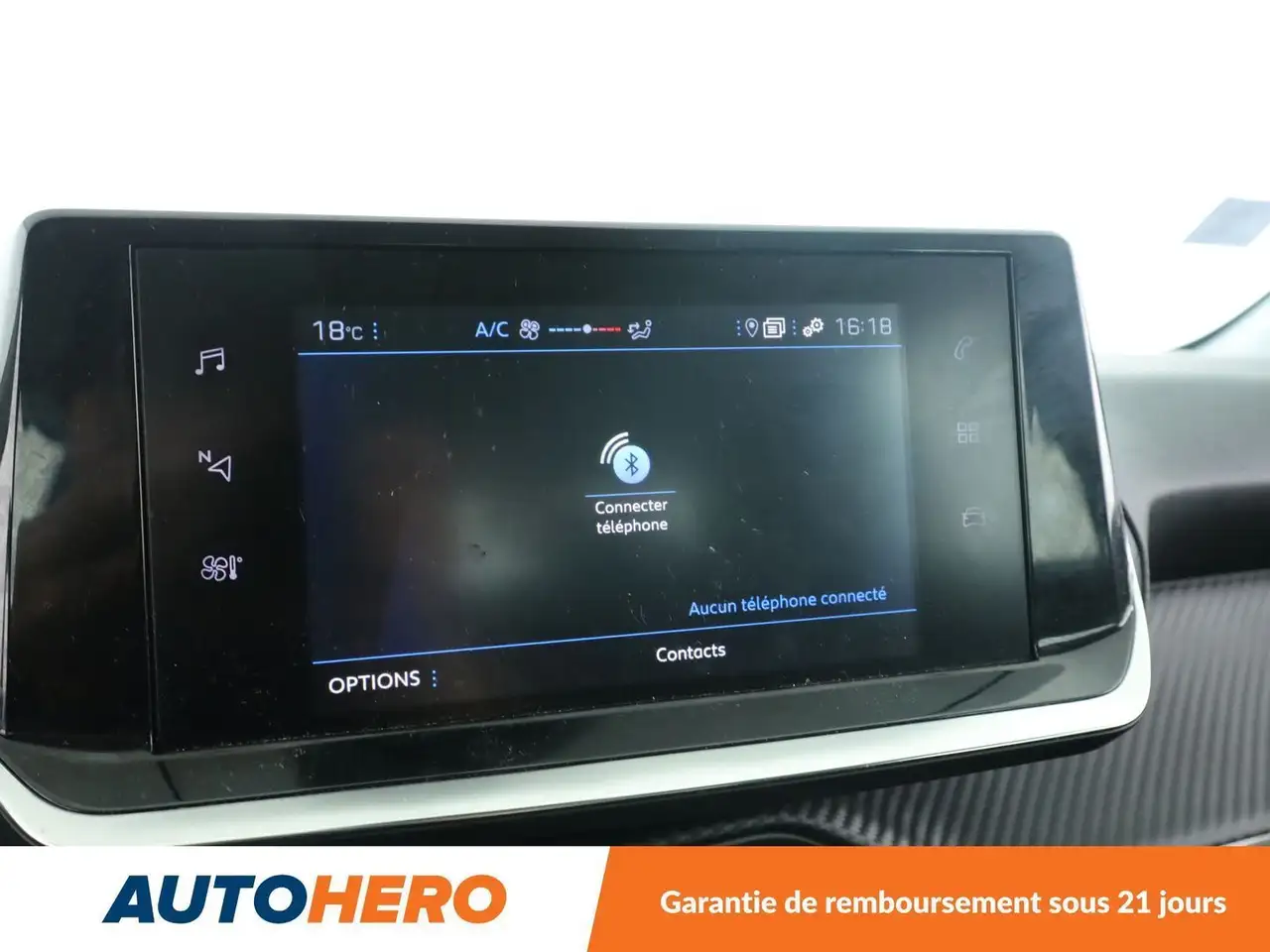 Peugeot 208 208 — photo 22