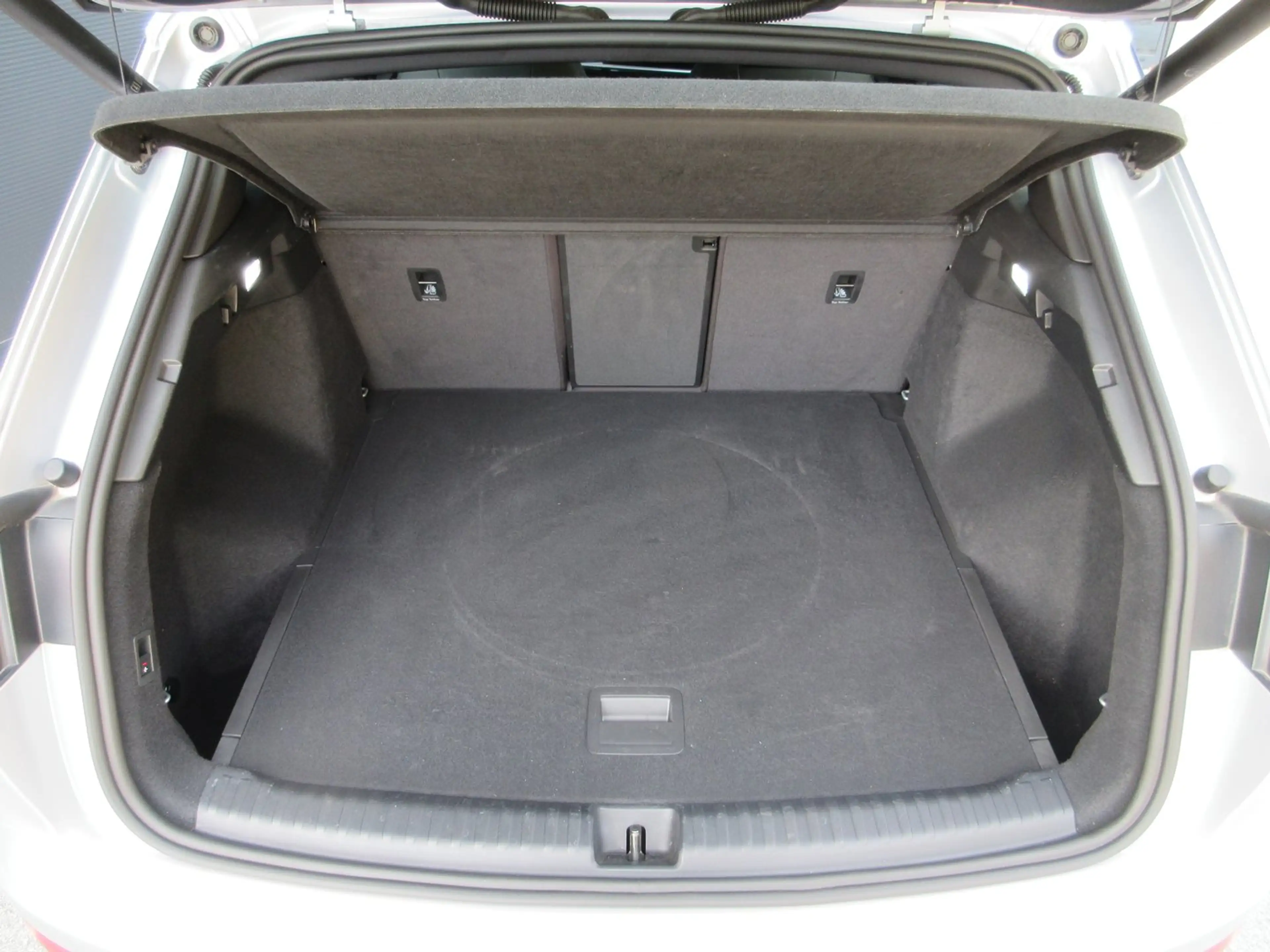 Audi Q4 e-tron Audi Q4 45 e-tron — photo 15