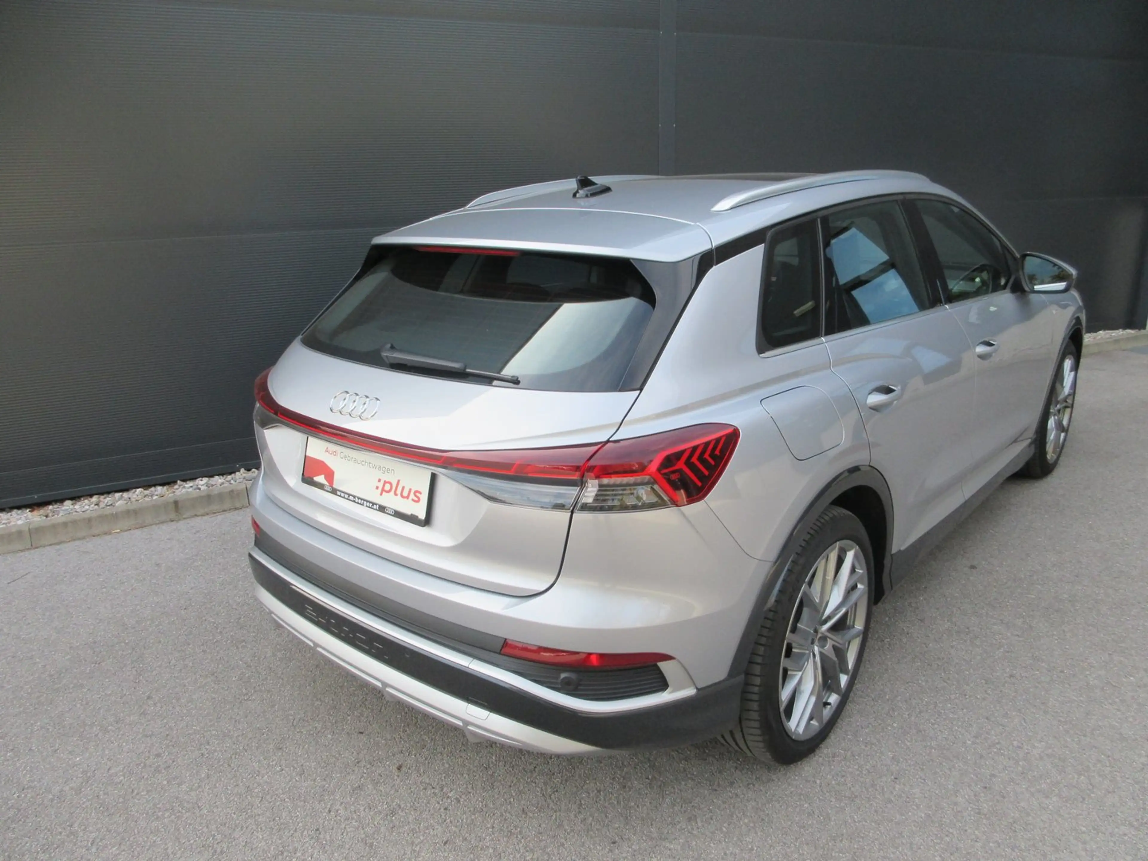 Audi Q4 e-tron Audi Q4 45 e-tron — photo 6