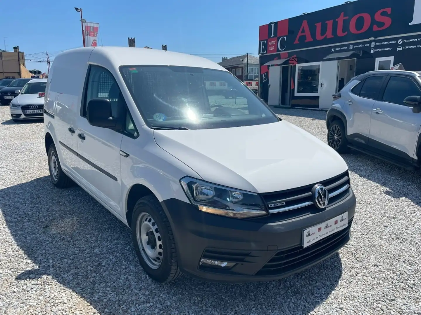 Volkswagen Caddy Furgón Maxi 1.4TGI GNC Blanco - 1