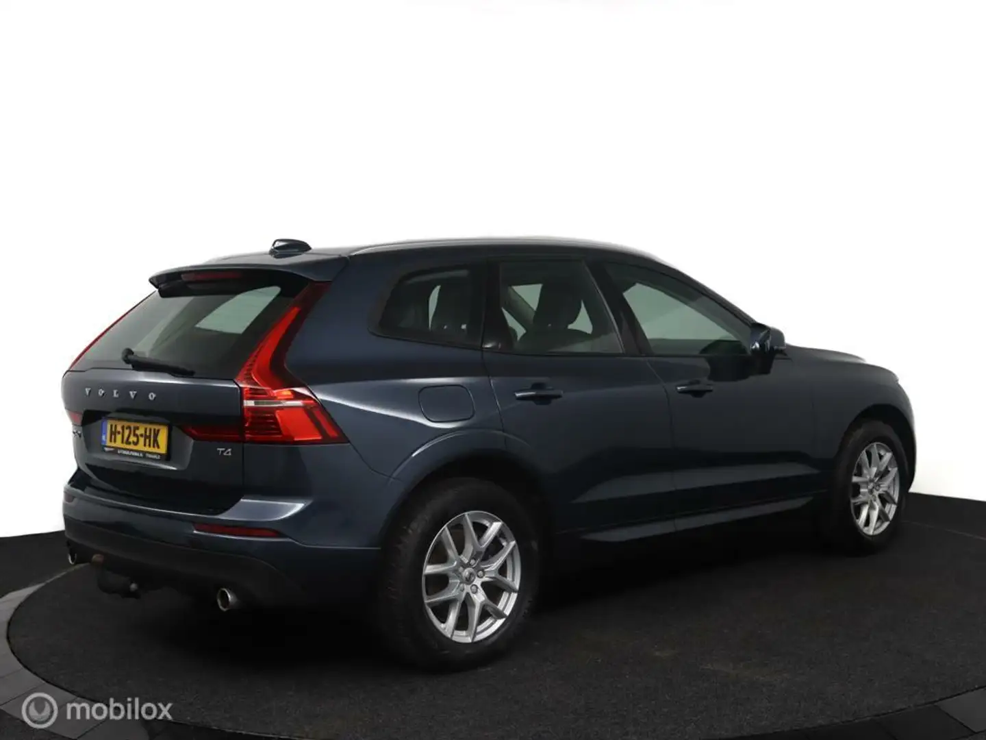Volvo XC60 2.0 T4 Momentum| Trekhaak| Camera| Stoelverw | LM Blauw - 2