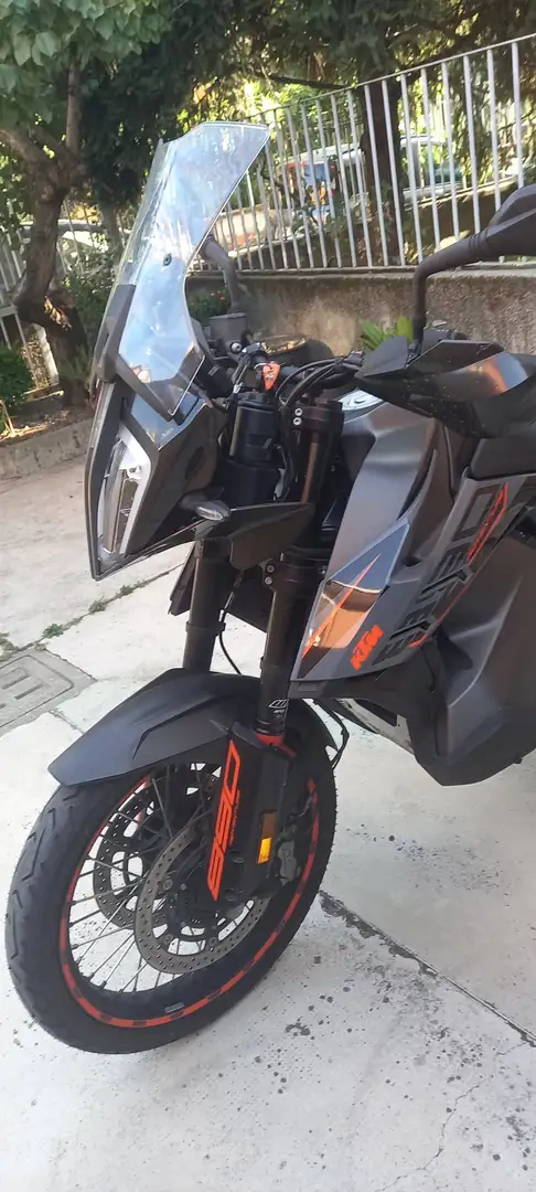 KTM 890 Adventure - 2