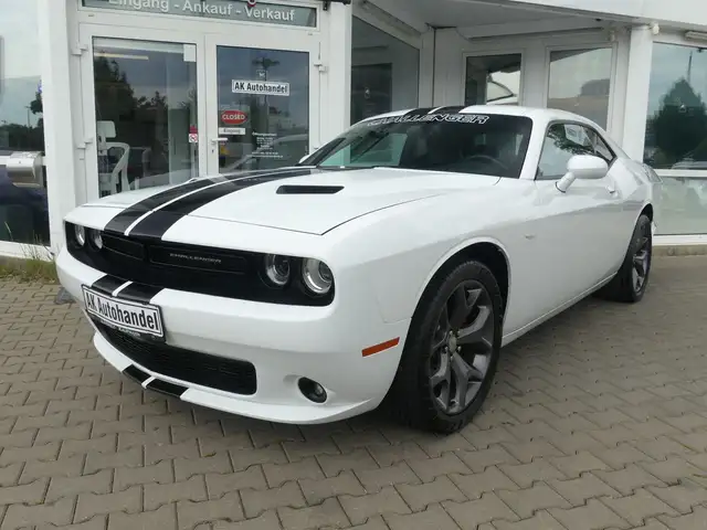 Dodge Challenger Aut. Leder Klima Sitzheizung