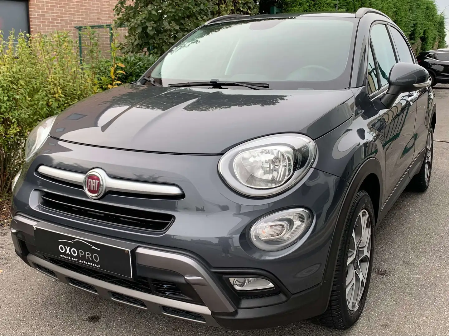 Fiat 500 X CROSS 1.4i 136CV / GPS / Clim Auto / Cruise /PDC Gris - 2