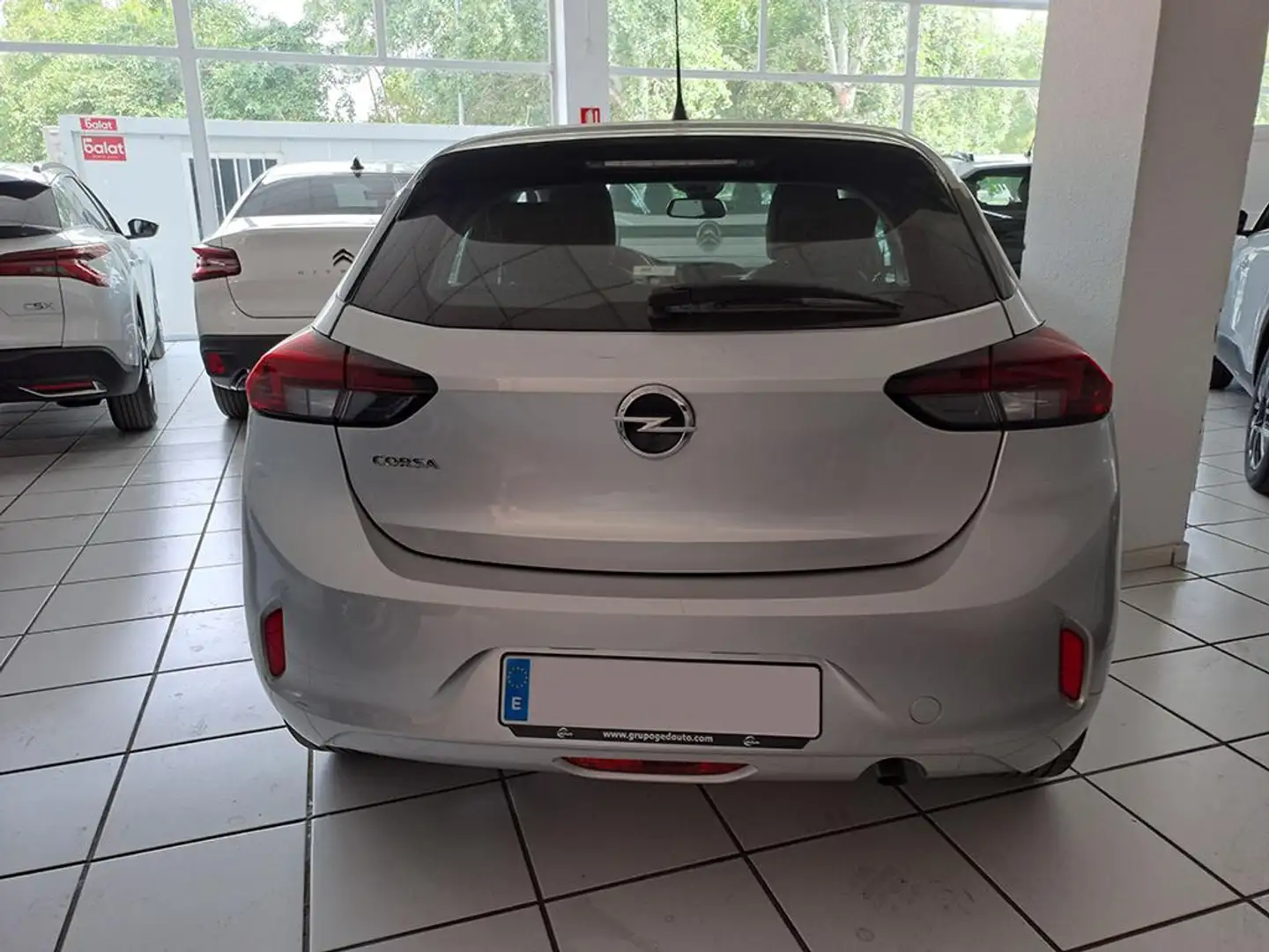 Opel Corsa 1.2T XHL 74KW ELEGANCE 5P Gris - 2