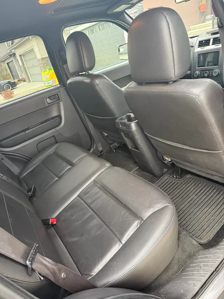 Ford Escape photo Ford Escape