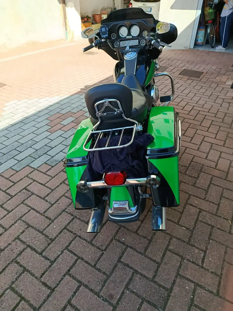 Harley-Davidson Electra Glide FLHTI STANDARD Verde - 2