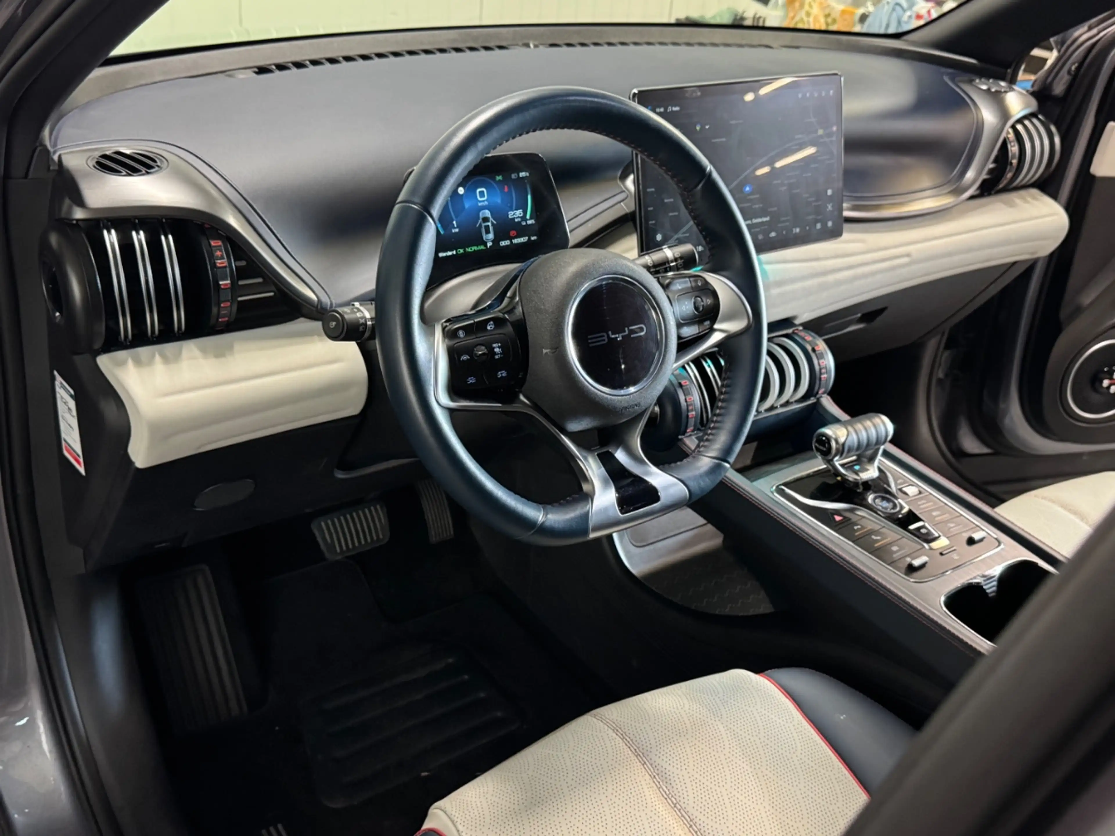 BYD Atto 3 Comfort 60kWh SoH 91% | Pano | Navi | Camera — photo 31