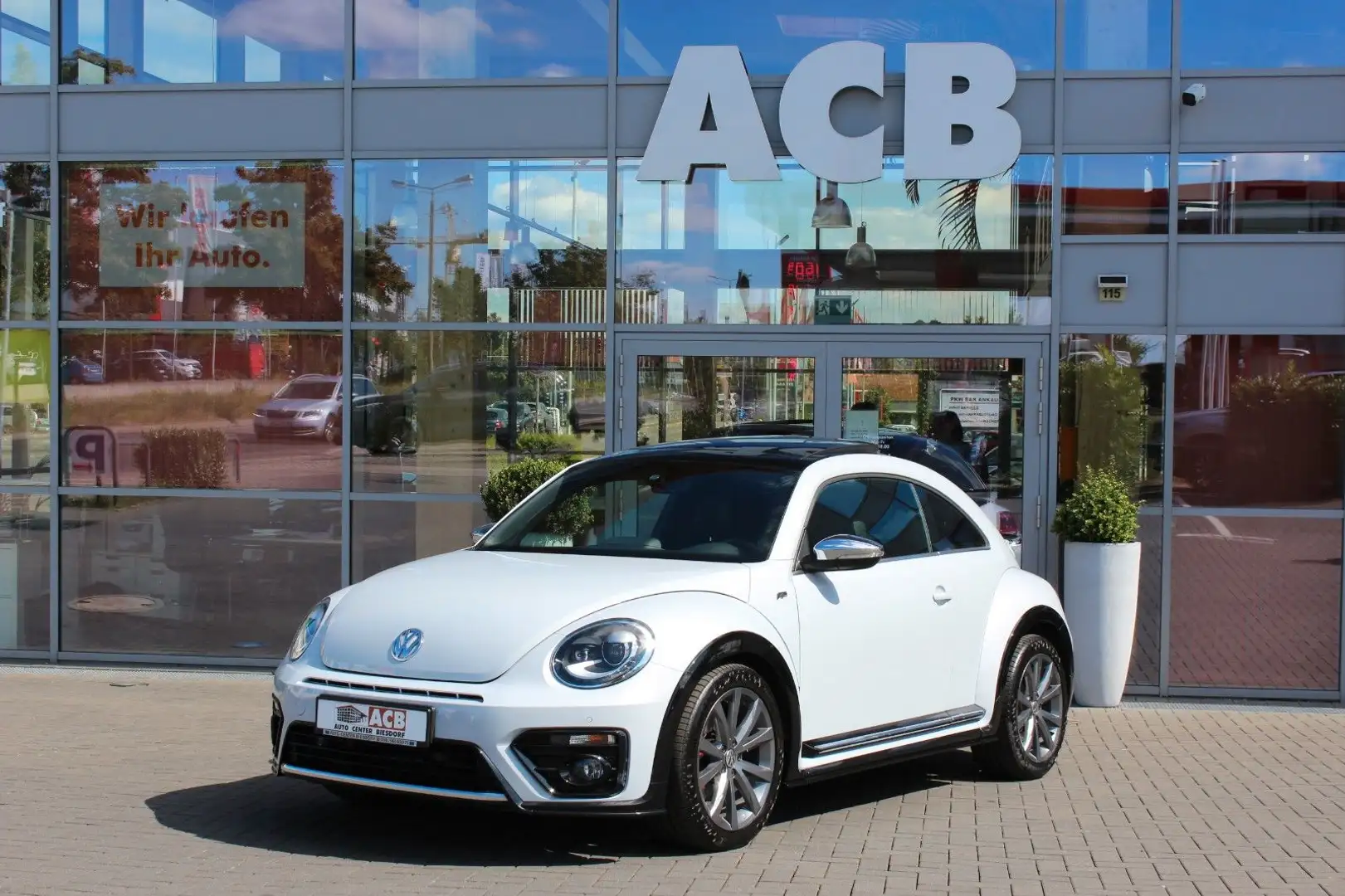 Volkswagen Beetle 2,0 TSI DSG Exclusive R-Line Pano Fender Silber - 1