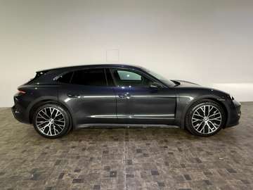 4 Cross Tourismo, Pano, LED, 360°, SOH 90,8%