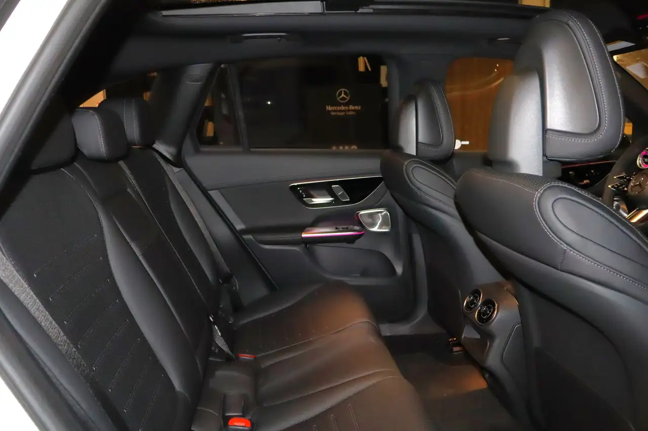 Mercedes-Benz GLC снимка Mercedes-Benz GLC