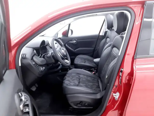 Fiat 500X view 10