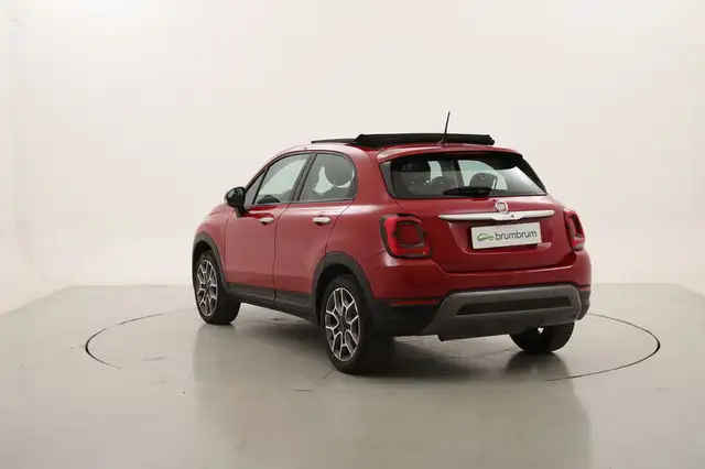 Fiat 500X view 3