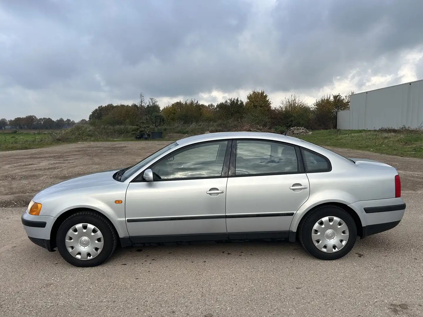 Volkswagen Passat 1.8 - 2