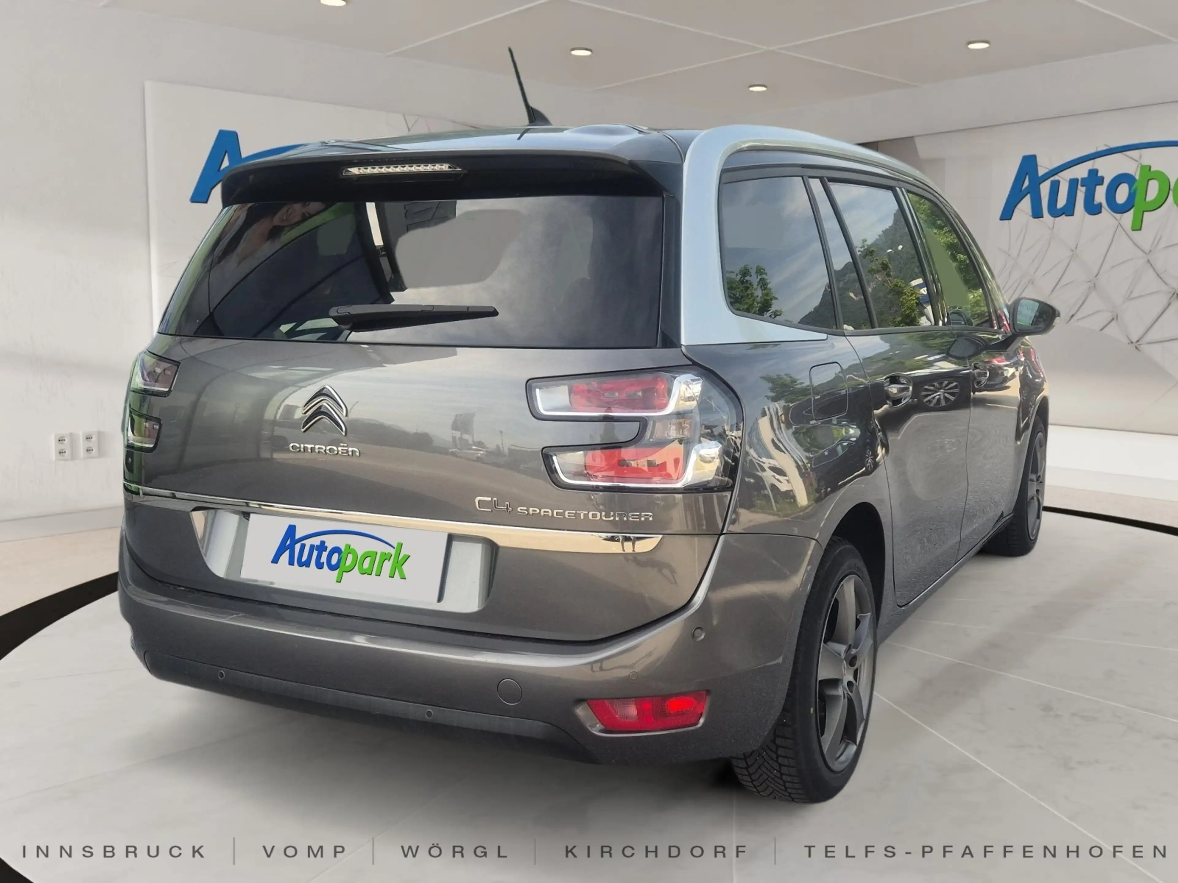 Citroen Grand C4 SpaceTourer BluehDI 130 S&S EAT8 Shine Shine Pack — photo 8