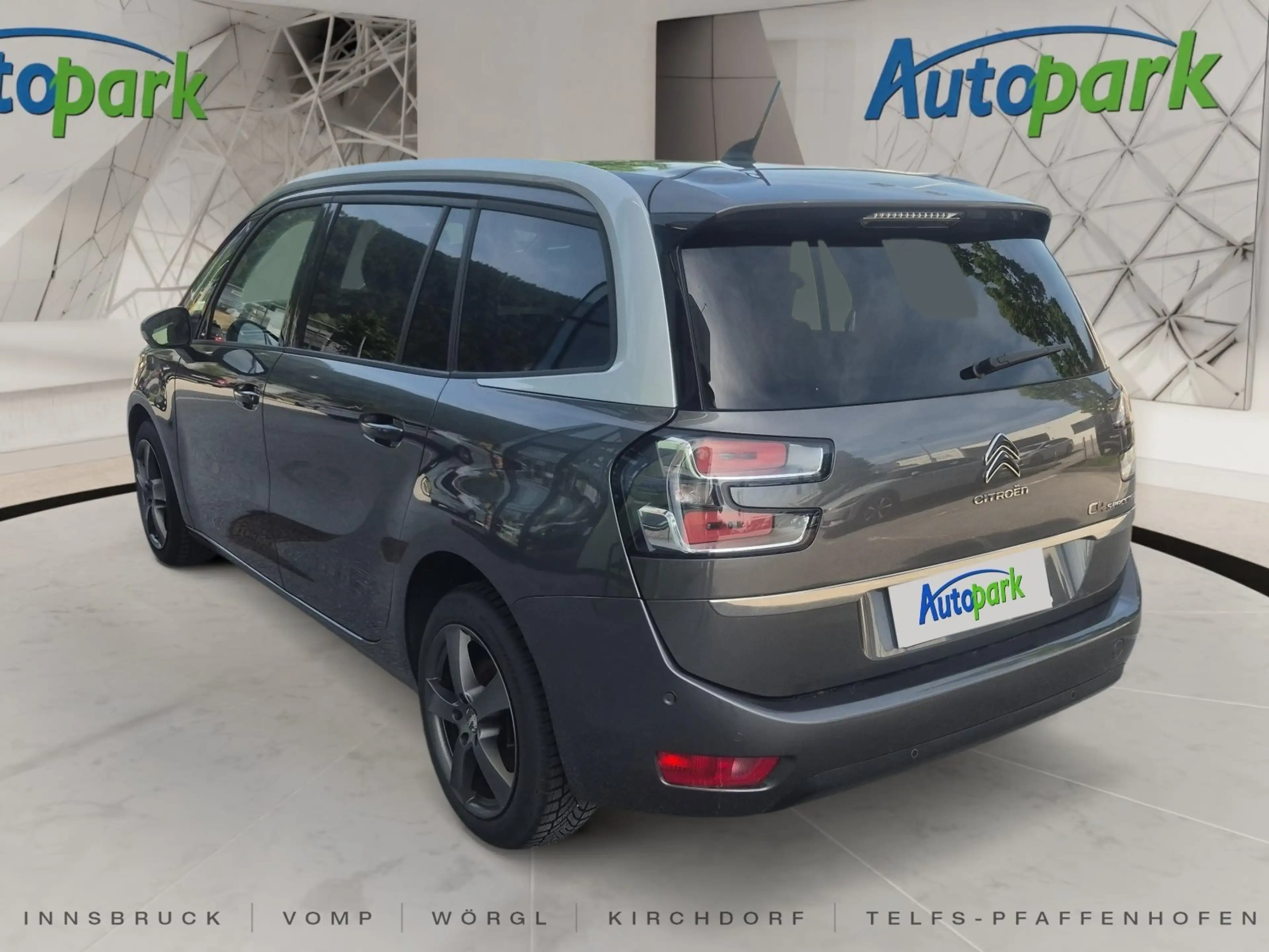 Citroen Grand C4 SpaceTourer BluehDI 130 S&S EAT8 Shine Shine Pack — photo 6