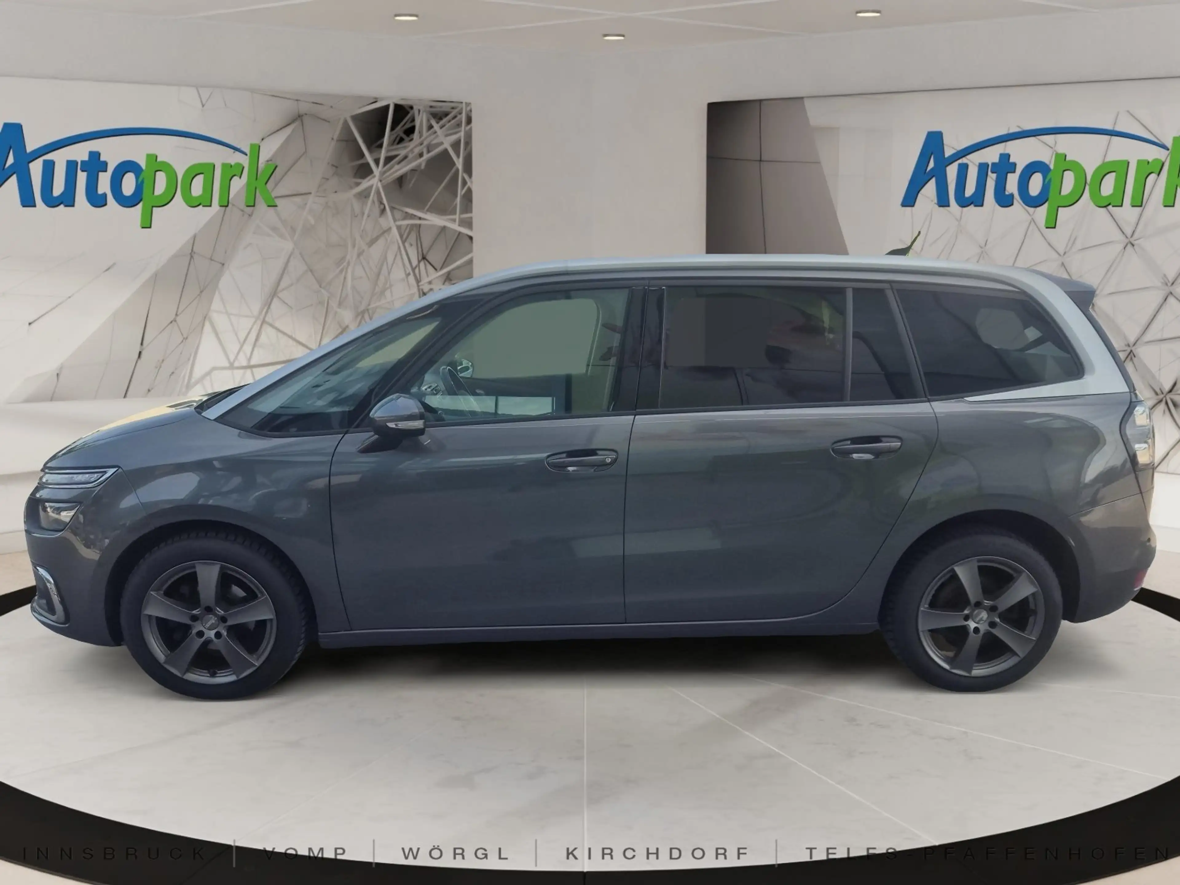 Citroen Grand C4 SpaceTourer BluehDI 130 S&S EAT8 Shine Shine Pack — photo 4