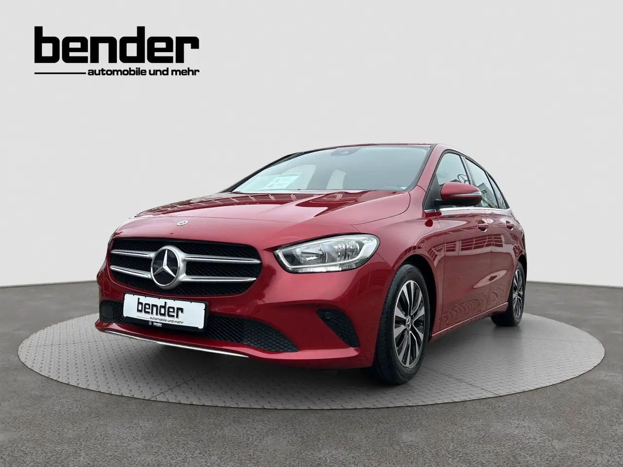 Mercedes-Benz B 180