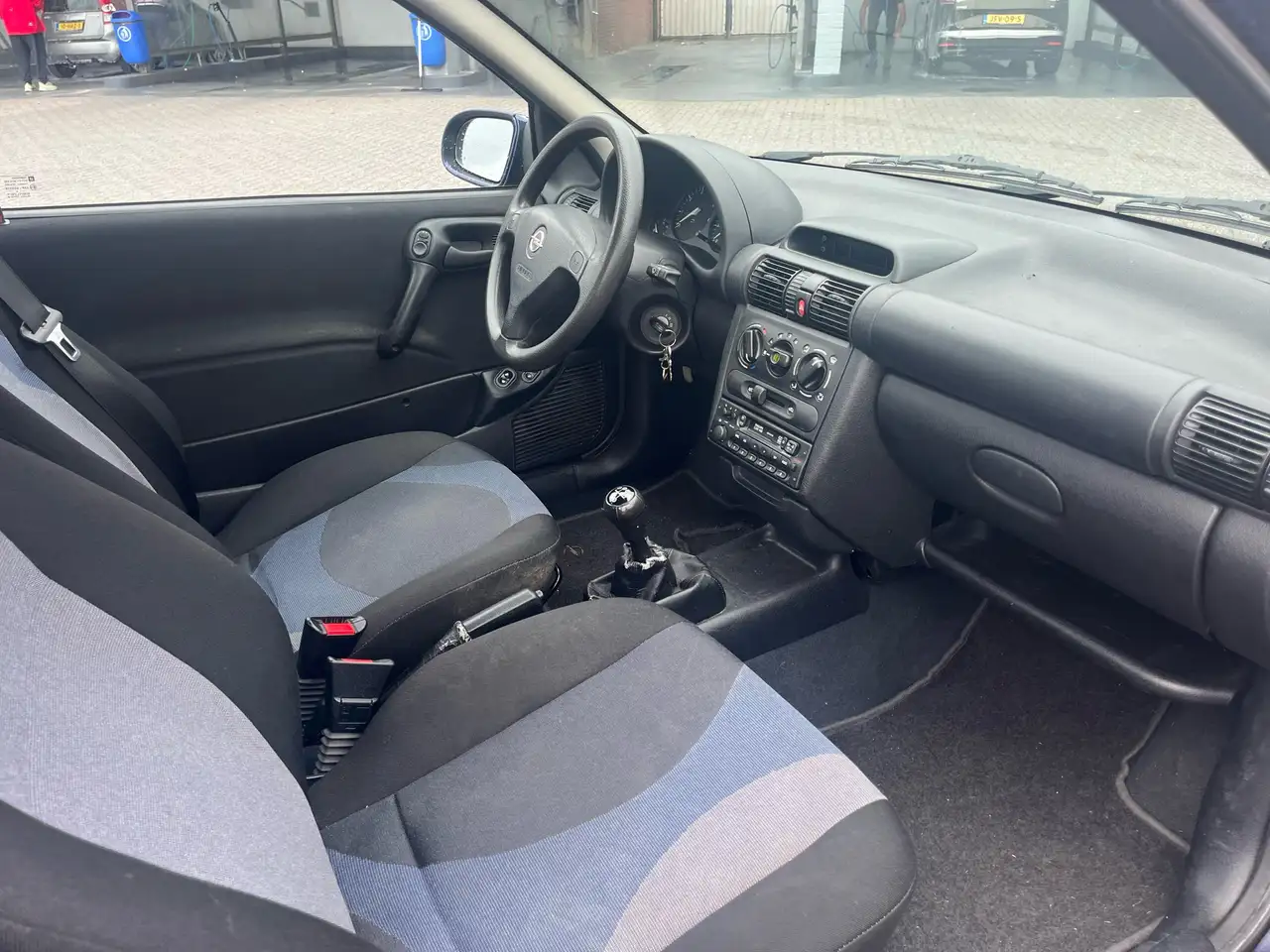 Opel Corsa 1.2i-16V Nieuwe APK okt 2027, foto 9
