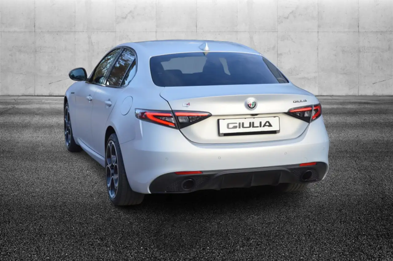 Alfa Romeo Giulia 2023