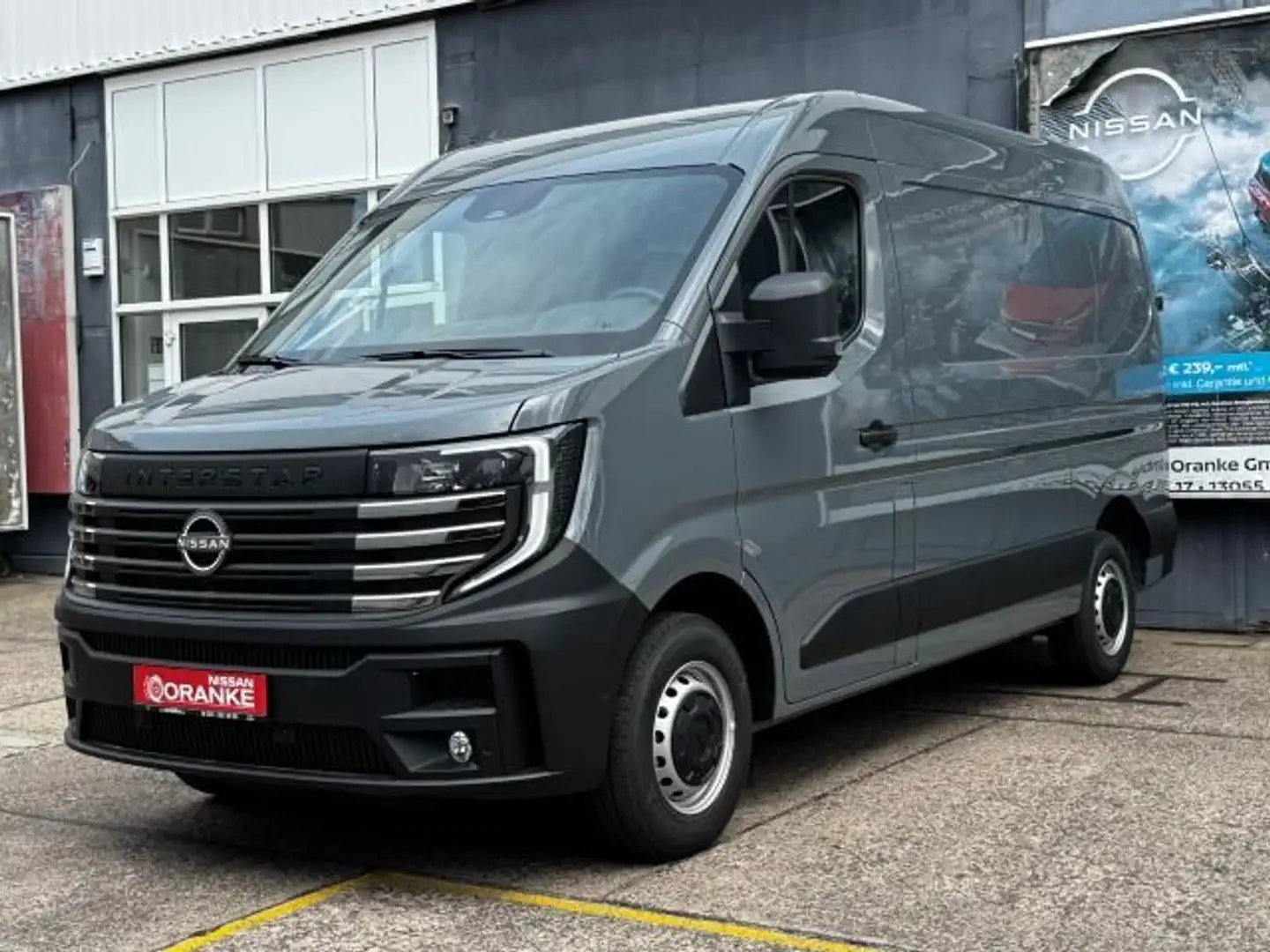 Nissan Interstar Kastenwagen L2H2 35 dCi150 N-Connecta Grau - 2