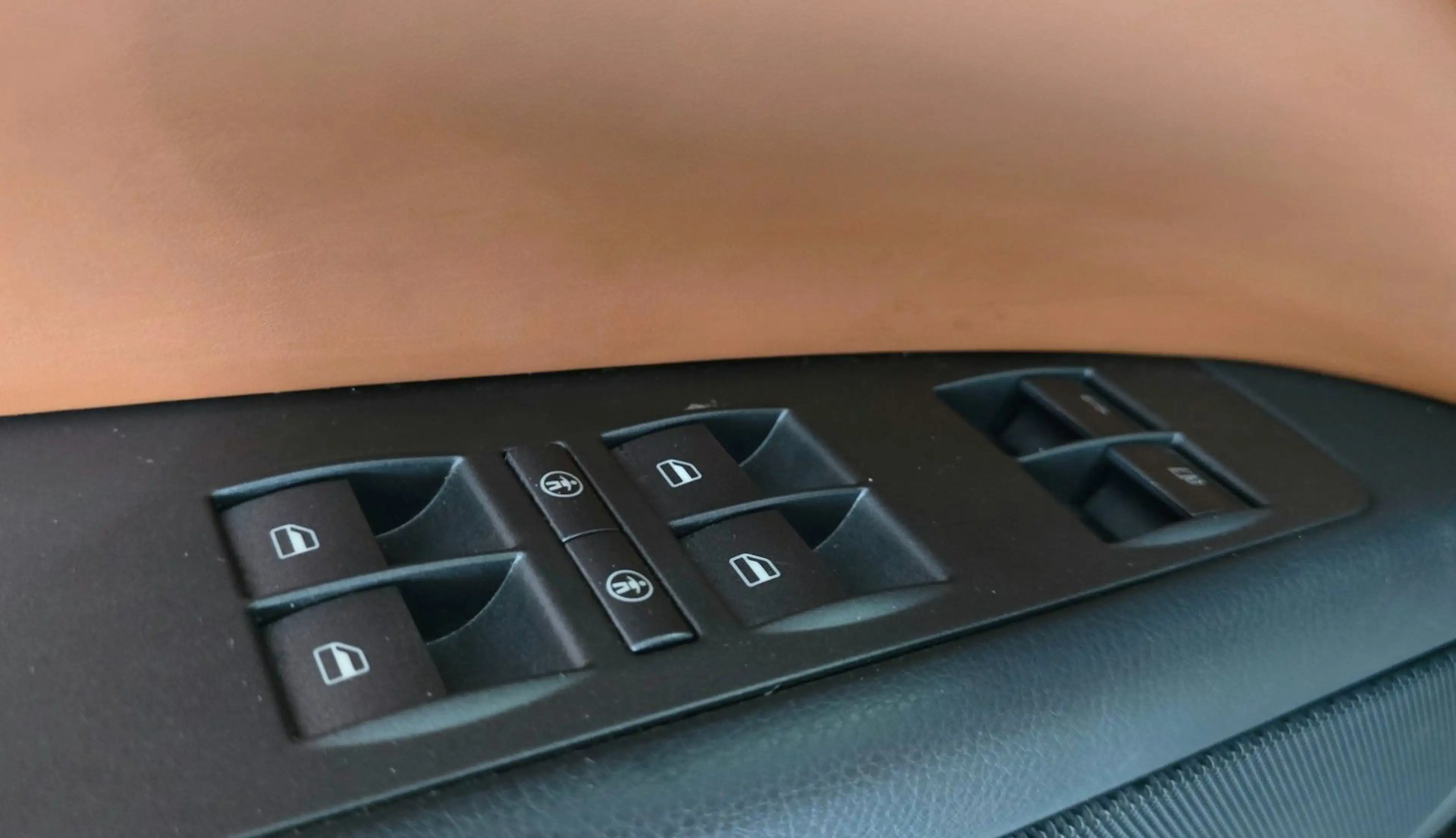 Volkswagen Phaeton V6 TDI 4Motion*INDIVIDUAL*MASSAGE*SITZKL — photo 26