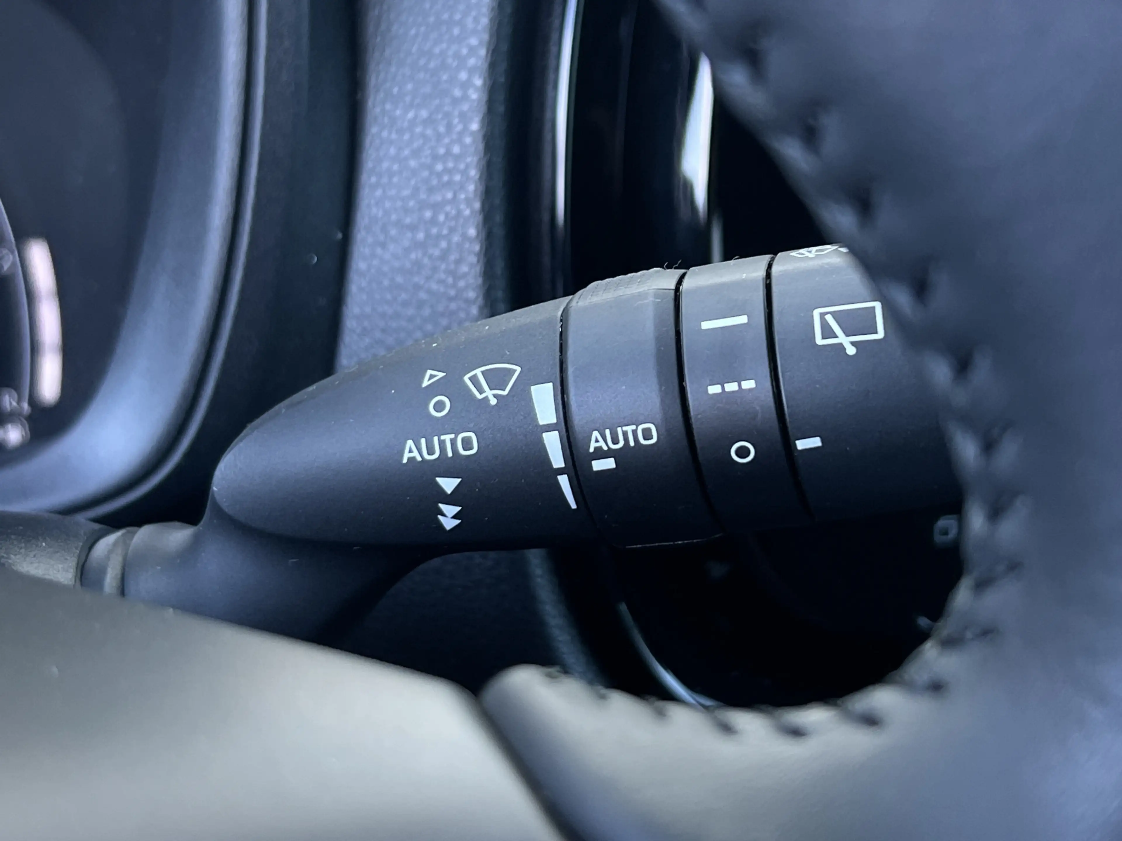 Toyota Aygo X 1.0 VVT-i MT Pulse | Navi | PDC | Camera | DAB | S — photo 17