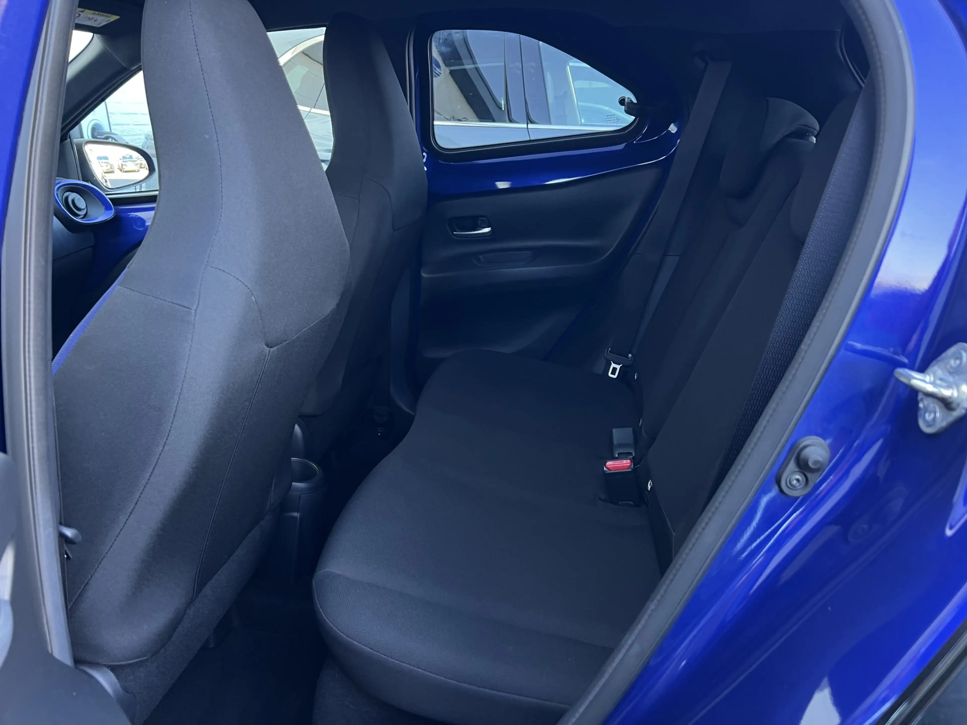 Toyota Aygo X 1.0 VVT-i MT Pulse | Navi | PDC | Camera | DAB | S — photo 27