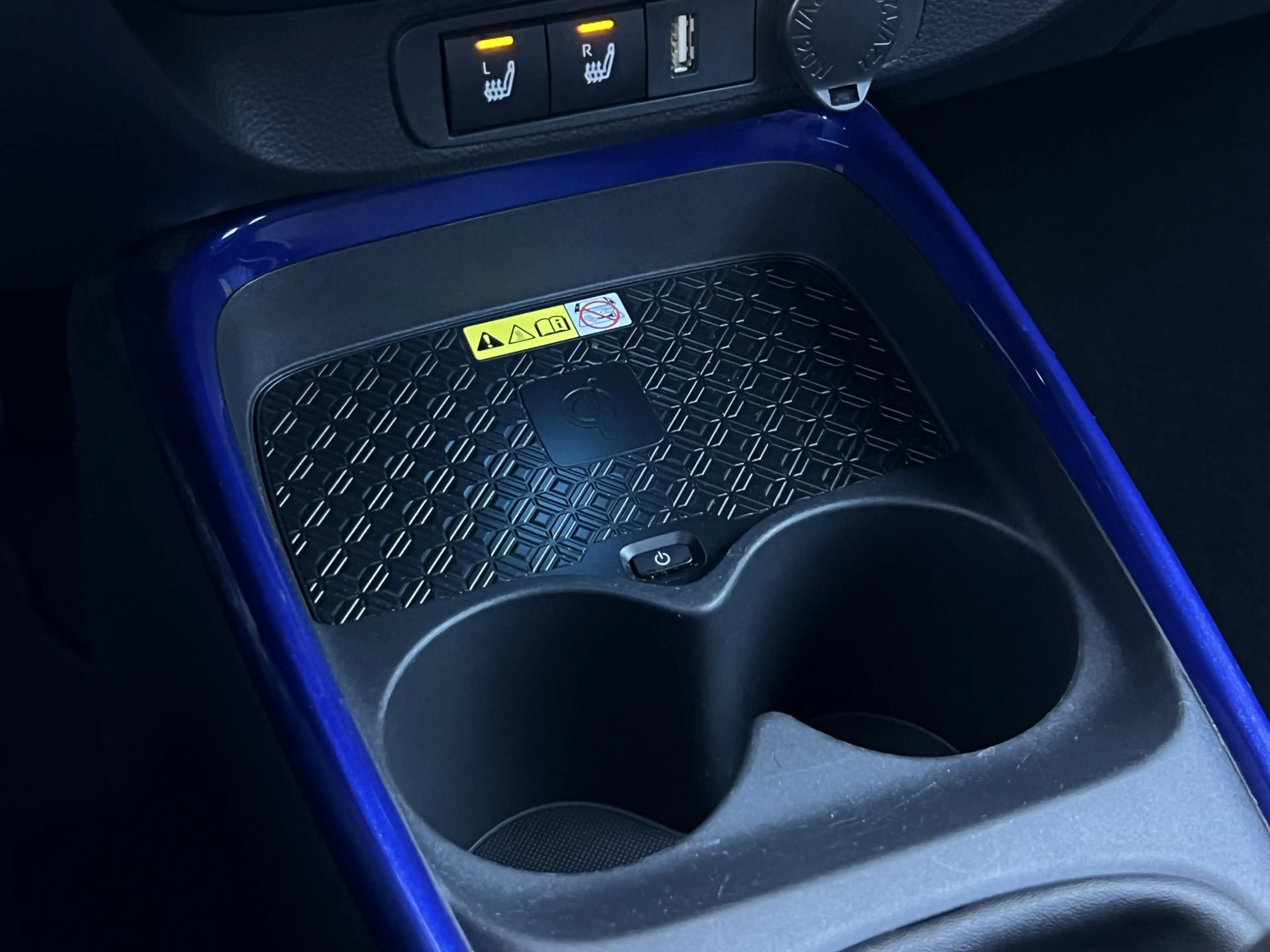 Toyota Aygo X 1.0 VVT-i MT Pulse | Navi | PDC | Camera | DAB | S — photo 24