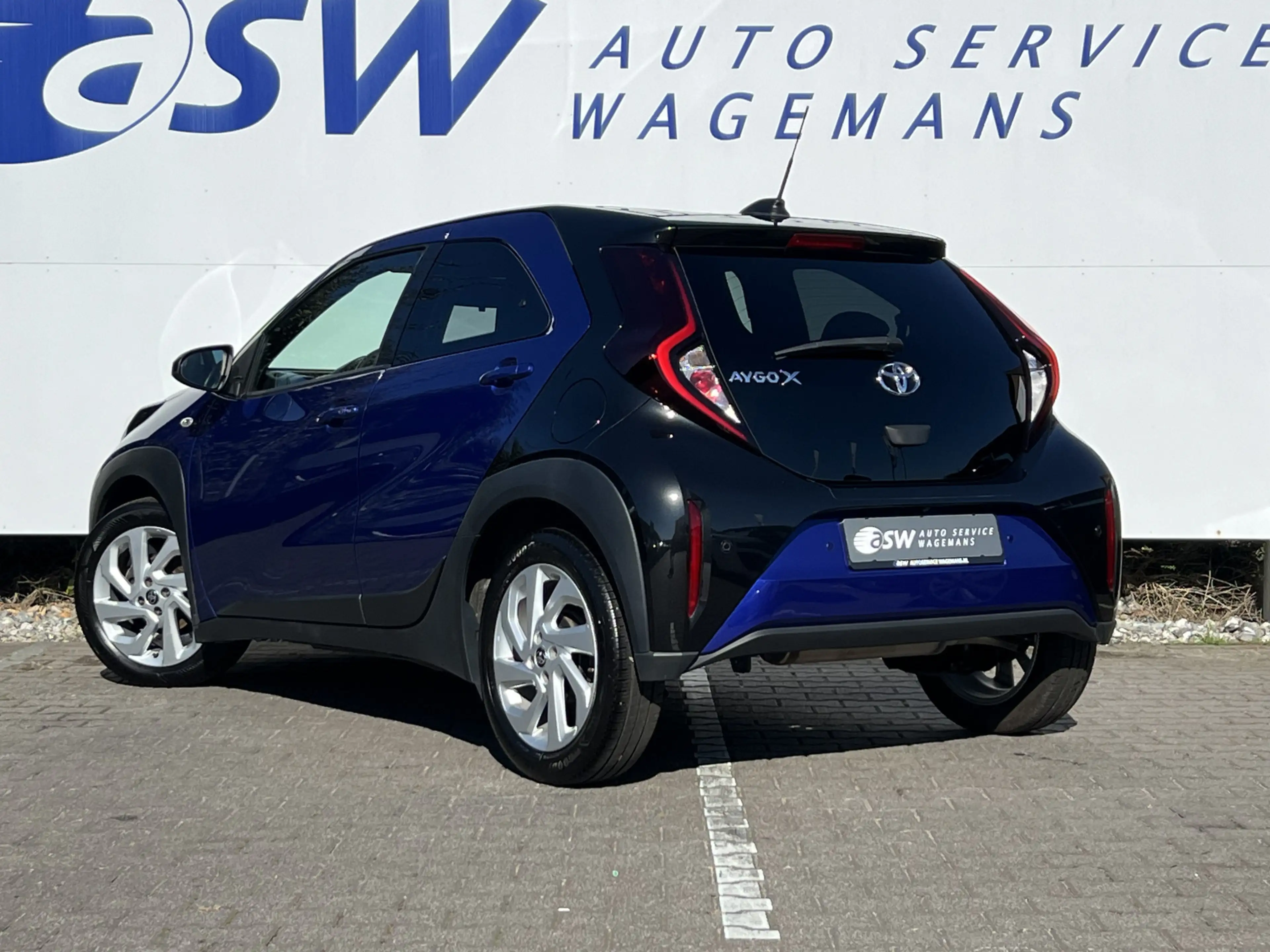 Toyota Aygo X 1.0 VVT-i MT Pulse | Navi | PDC | Camera | DAB | S — photo 4