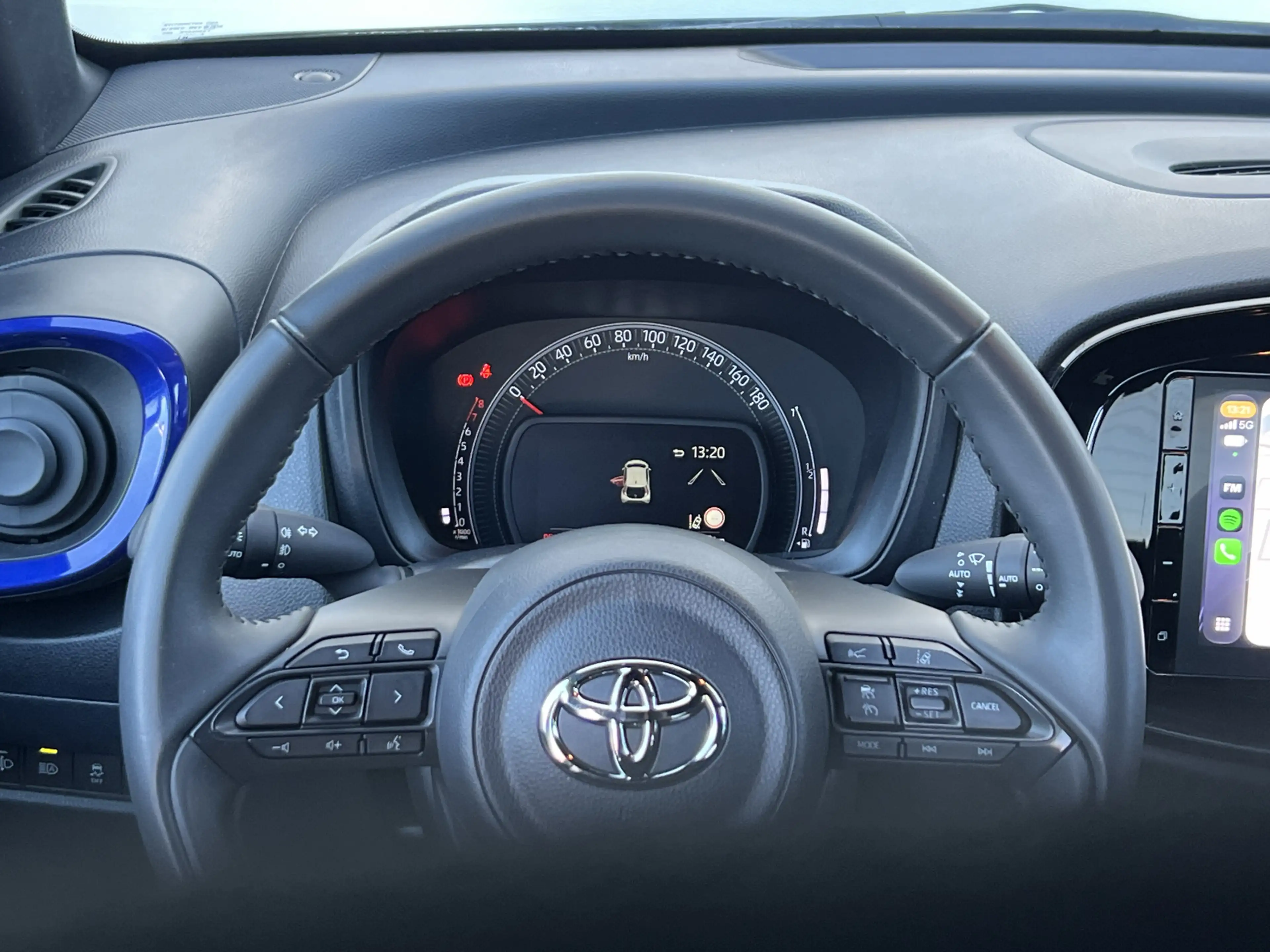 Toyota Aygo X 1.0 VVT-i MT Pulse | Navi | PDC | Camera | DAB | S — photo 12