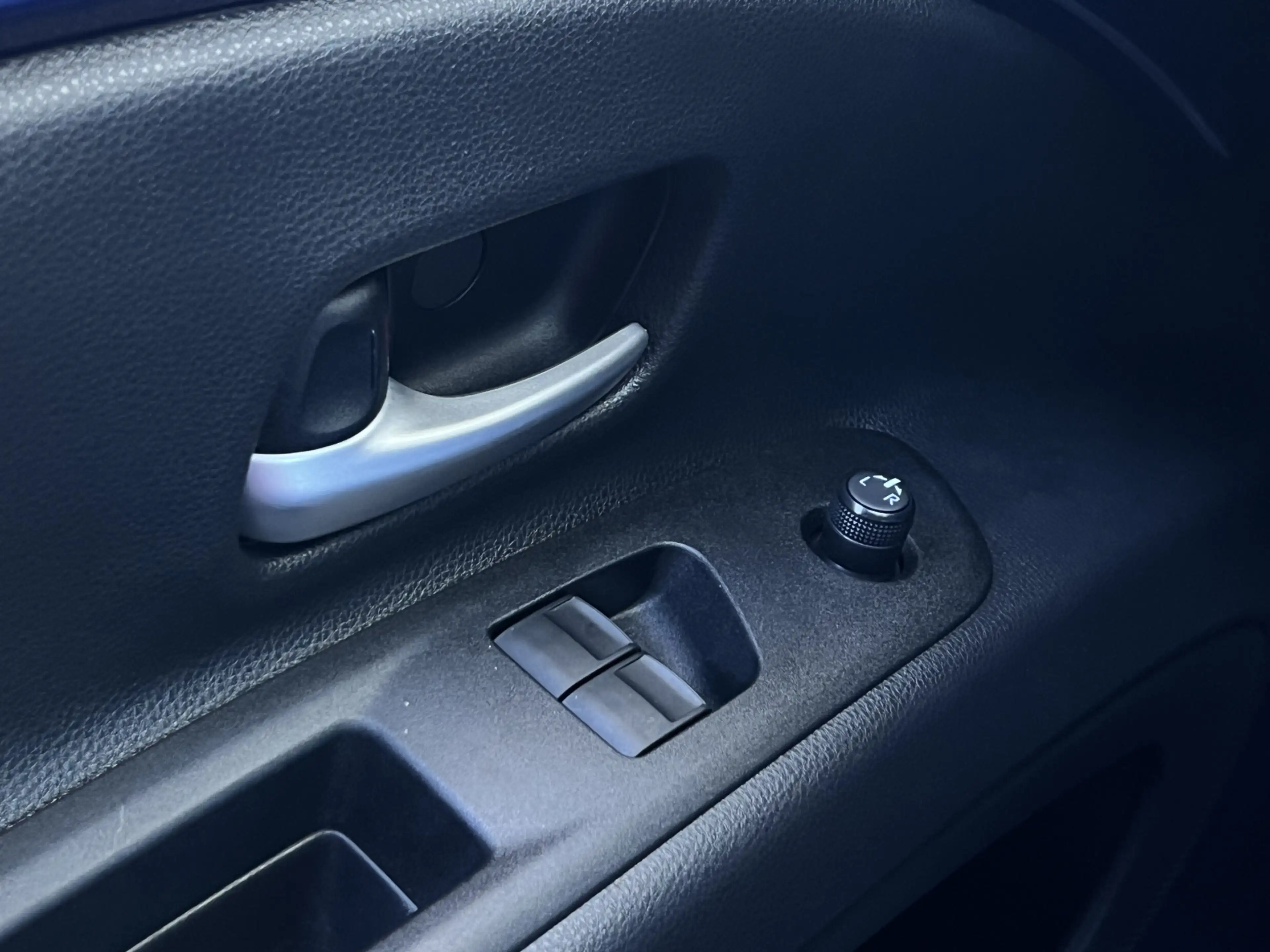 Toyota Aygo X 1.0 VVT-i MT Pulse | Navi | PDC | Camera | DAB | S — photo 11