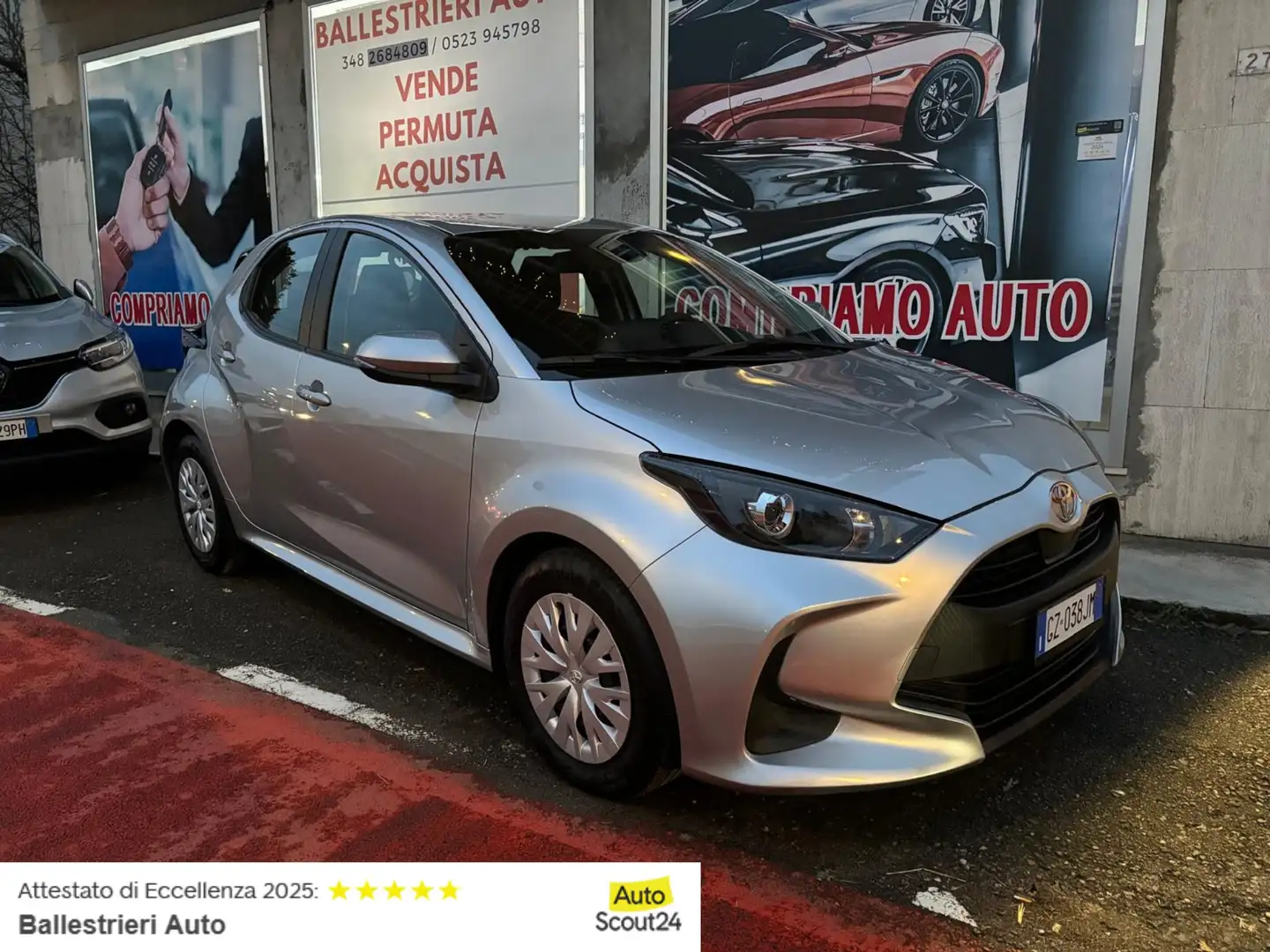 Toyota Yaris Yaris IV 2020 1.5h Active Zilver - 1