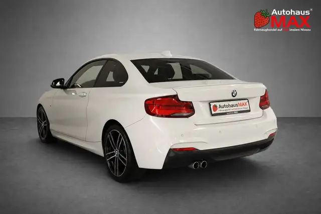 BMW 2 Series view 3