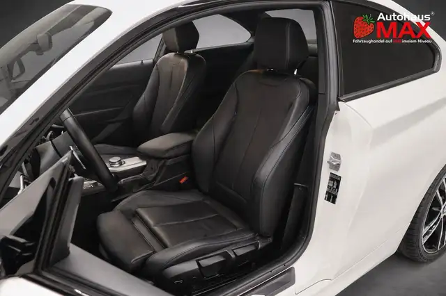 BMW 2 Series view 14