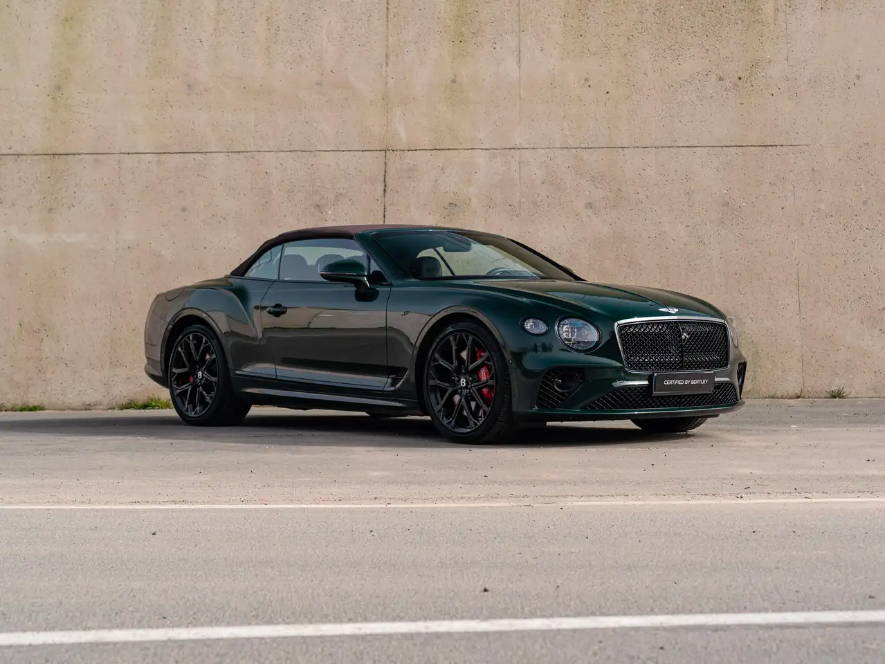 Bentley Continental GTC 2024