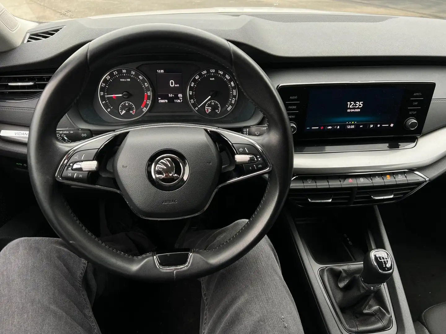 Skoda Octavia 2.0 TDI *limo*Top Zustand* Weiß - 2